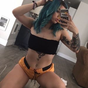 Meet your Posher, Emma